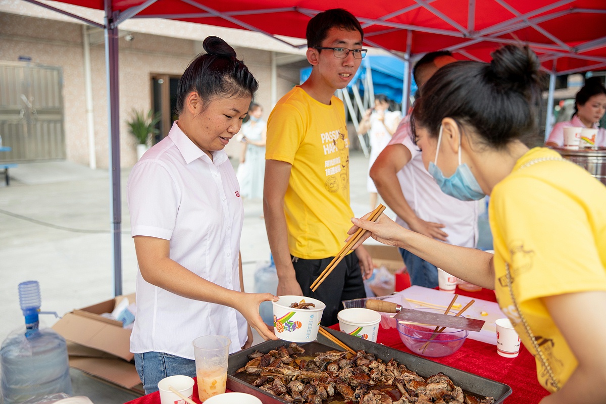 彩乐园美食节